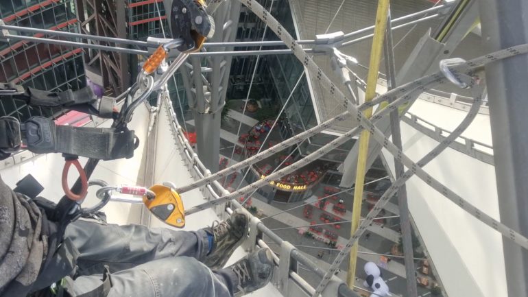 Seiltechnik im Einsatz am Sony Center Berlin
